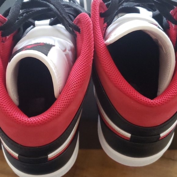 Nike Air Jorda - Picture 6 of 6